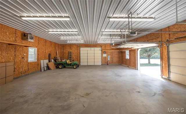 $1,600,000 | 15964 Lageman Lane, Brighton, IL 62012