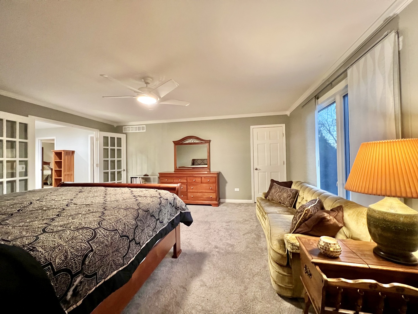 4111 Steeple Run Crystal Lake, IL 60014 - Photo 26 of 50 a bedroom with a bed and window