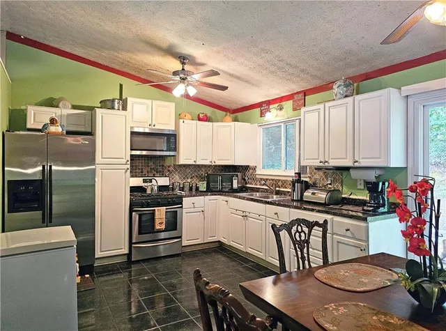 $185,000 | 708 Greenhedge Drive, Stone Mountain, GA 30088