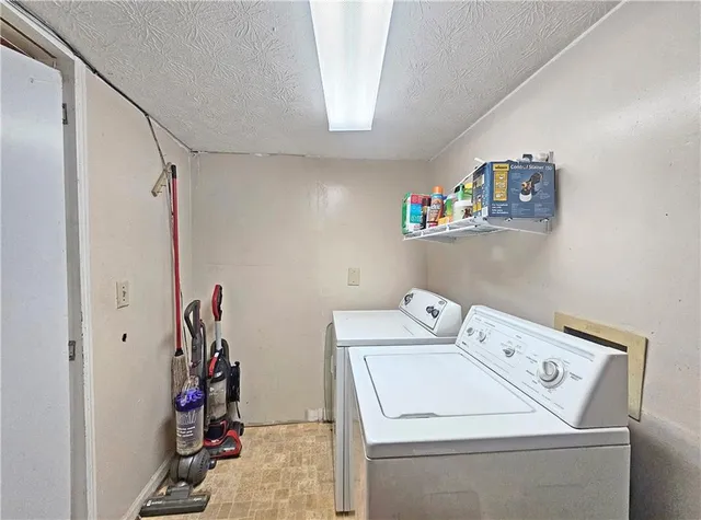 $185,000 | 708 Greenhedge Drive, Stone Mountain, GA 30088