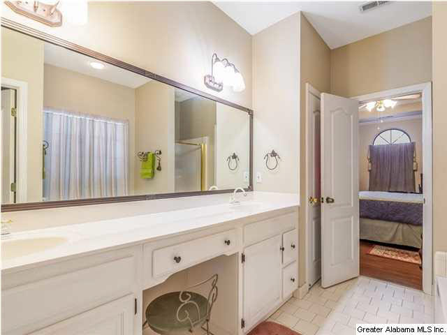 208 Creden Circle Alabaster, AL 35007 - Photo 12 of 31