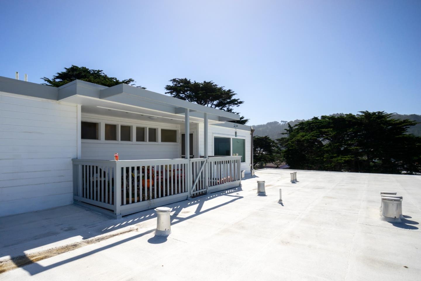 122 Hilton Way Pacifica, CA 94044 - Photo 5 of 12