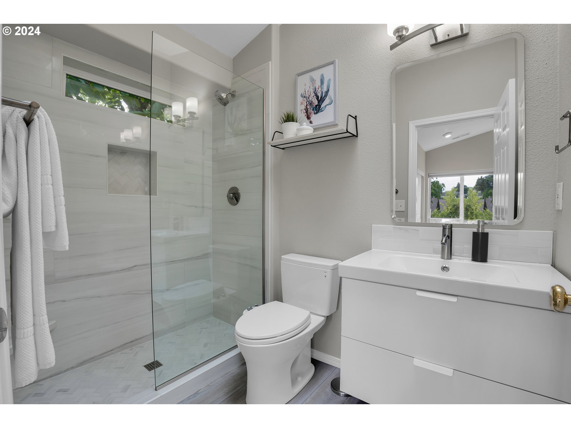 126 Southwest Curry Street Portland, OR 97239 - Photo 20 of 43 Gallery Image 20
