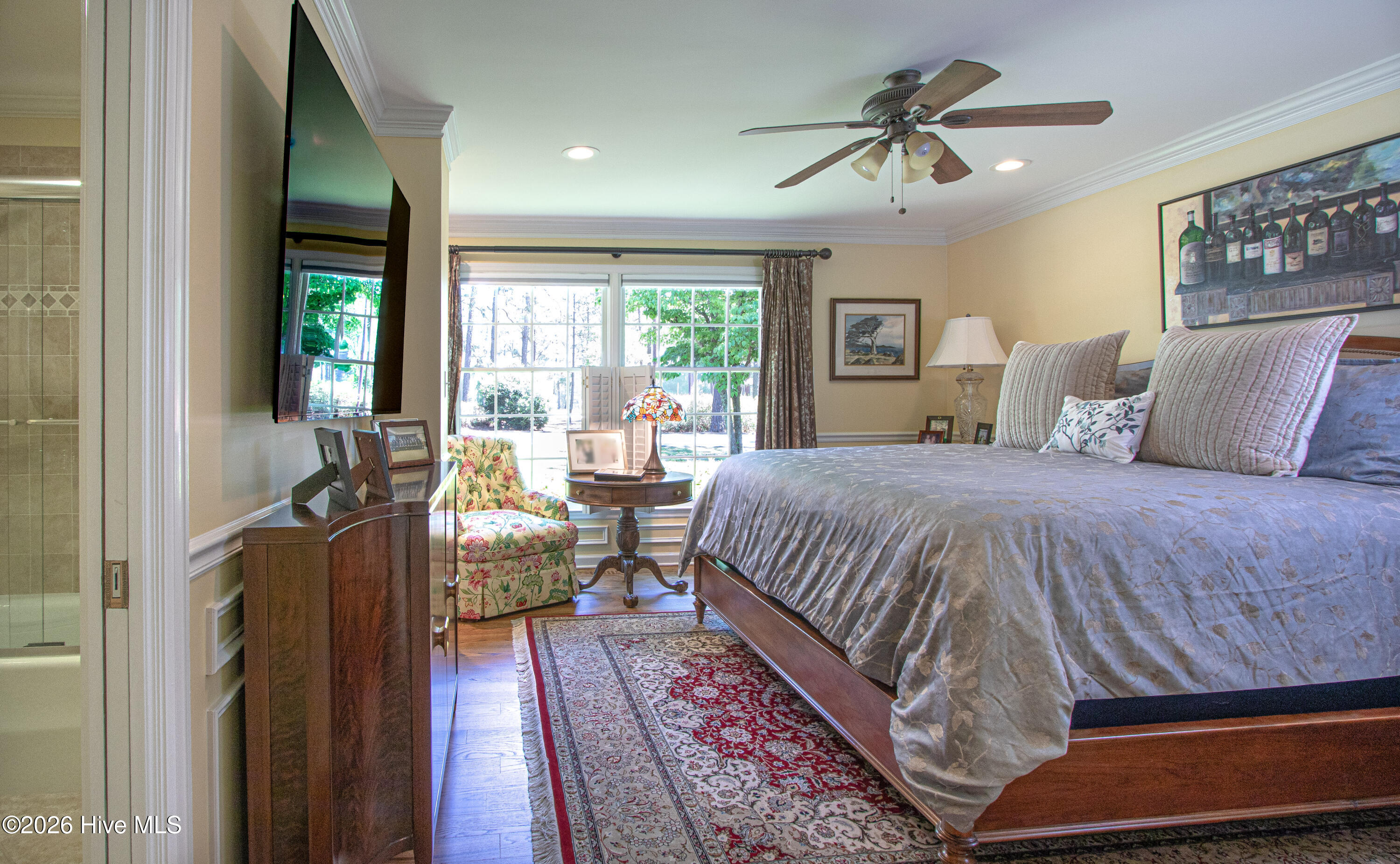55 Palmetto Road Pinehurst, NC 28374 - Photo 27 of 56 MainLevelPrimarySuite1