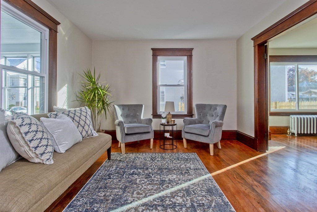 36 Devens Street Springfield, MA 01151 - Photo 6 of 31