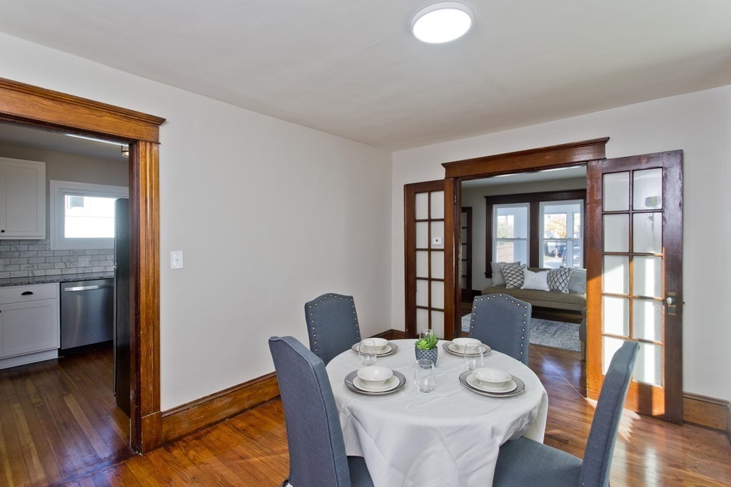 36 Devens Street Springfield, MA 01151 - Photo 7 of 31