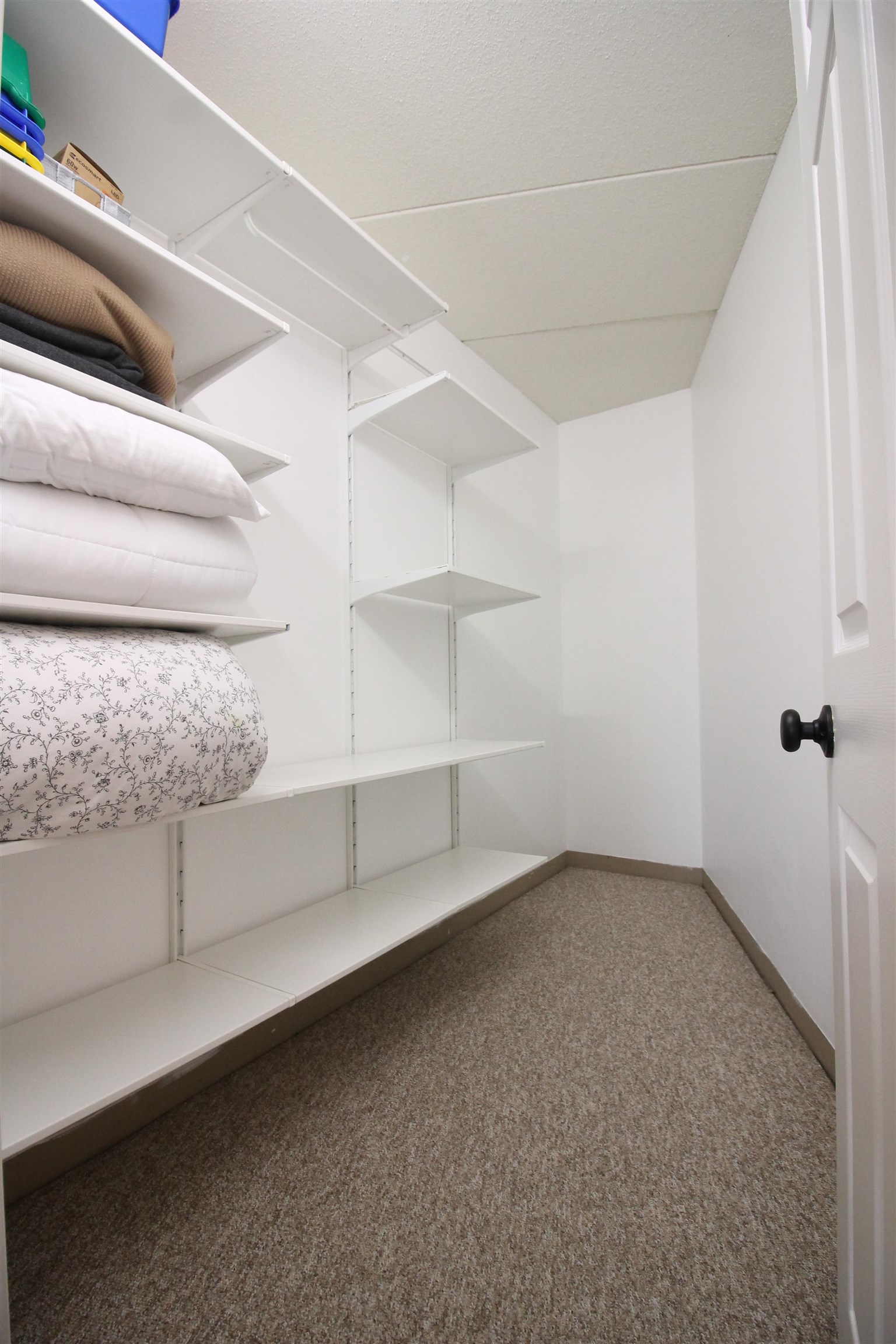 28 Packard's Road, Unit 126 Waterville Valley, NH 03215 - Photo 13 of 37 Gallery Image 13