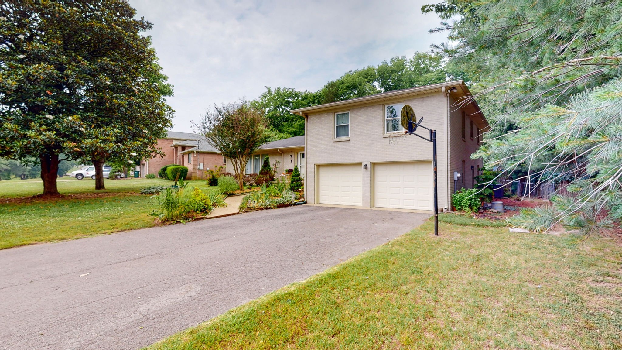 249 Green Harbor Road Old Hickory, TN 37138 - Photo 2 of 27 Gallery Image 2