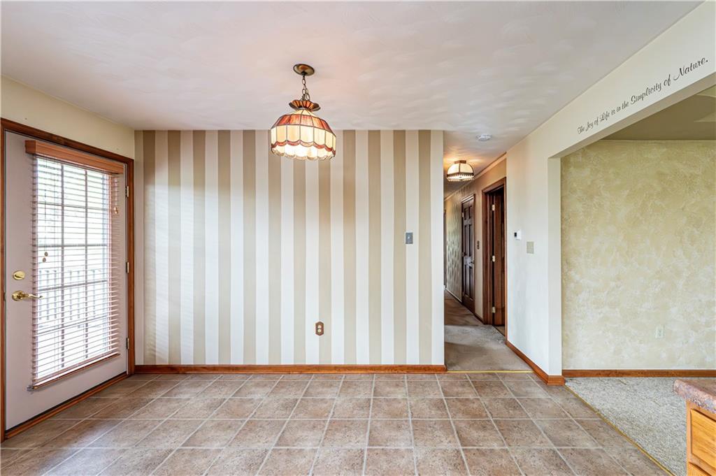 194 Seanor Road Irwin, PA 15642 - Photo 12 of 37 Gallery Image 12