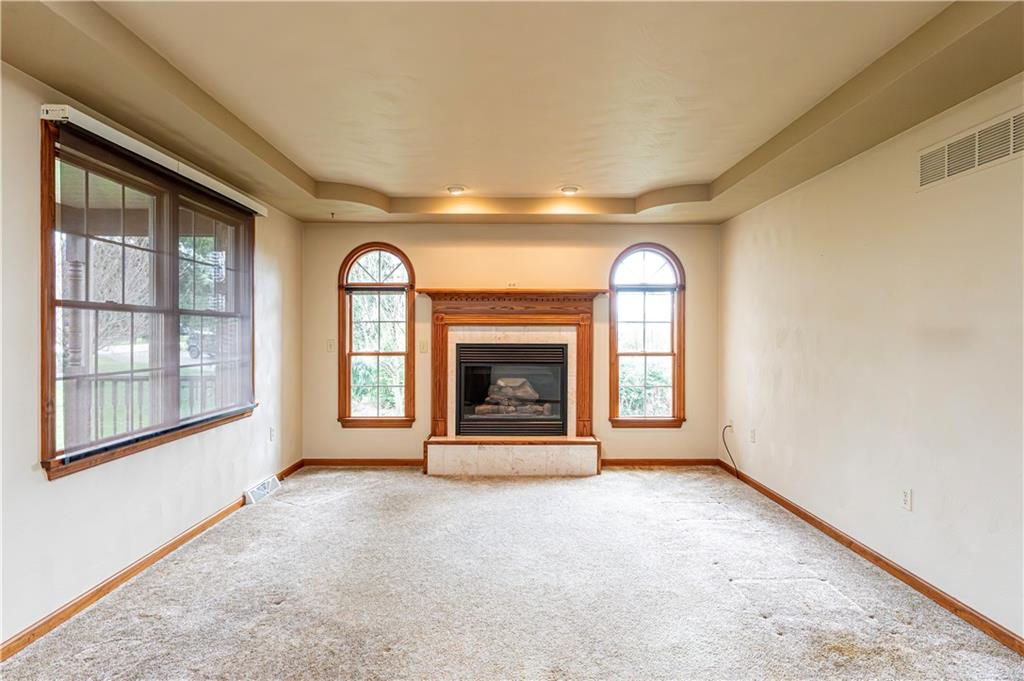 194 Seanor Road Irwin, PA 15642 - Photo 3 of 37 Gallery Image 3