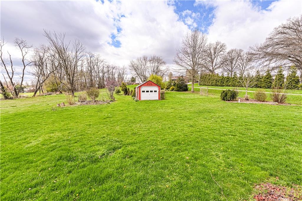 194 Seanor Road Irwin, PA 15642 - Photo 34 of 37 Gallery Image 34