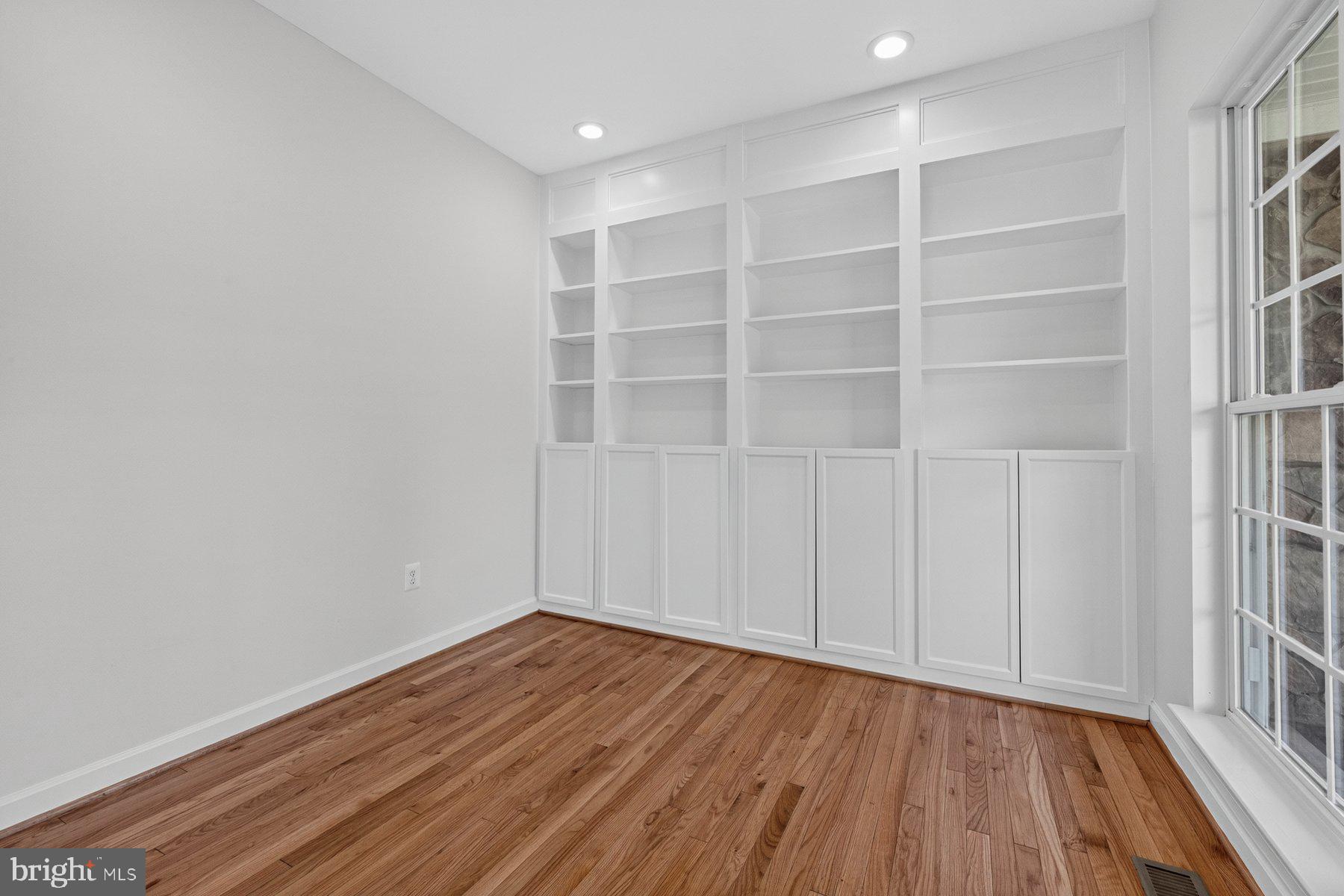 5891 Woodbine Road Woodbine, MD 21797 - Photo 6 of 66 Office
