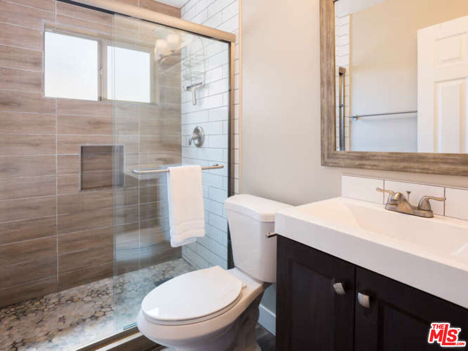 3979 Barrett Road Los Angeles, CA 90032 - Photo 17 of 20 Gallery Image 17
