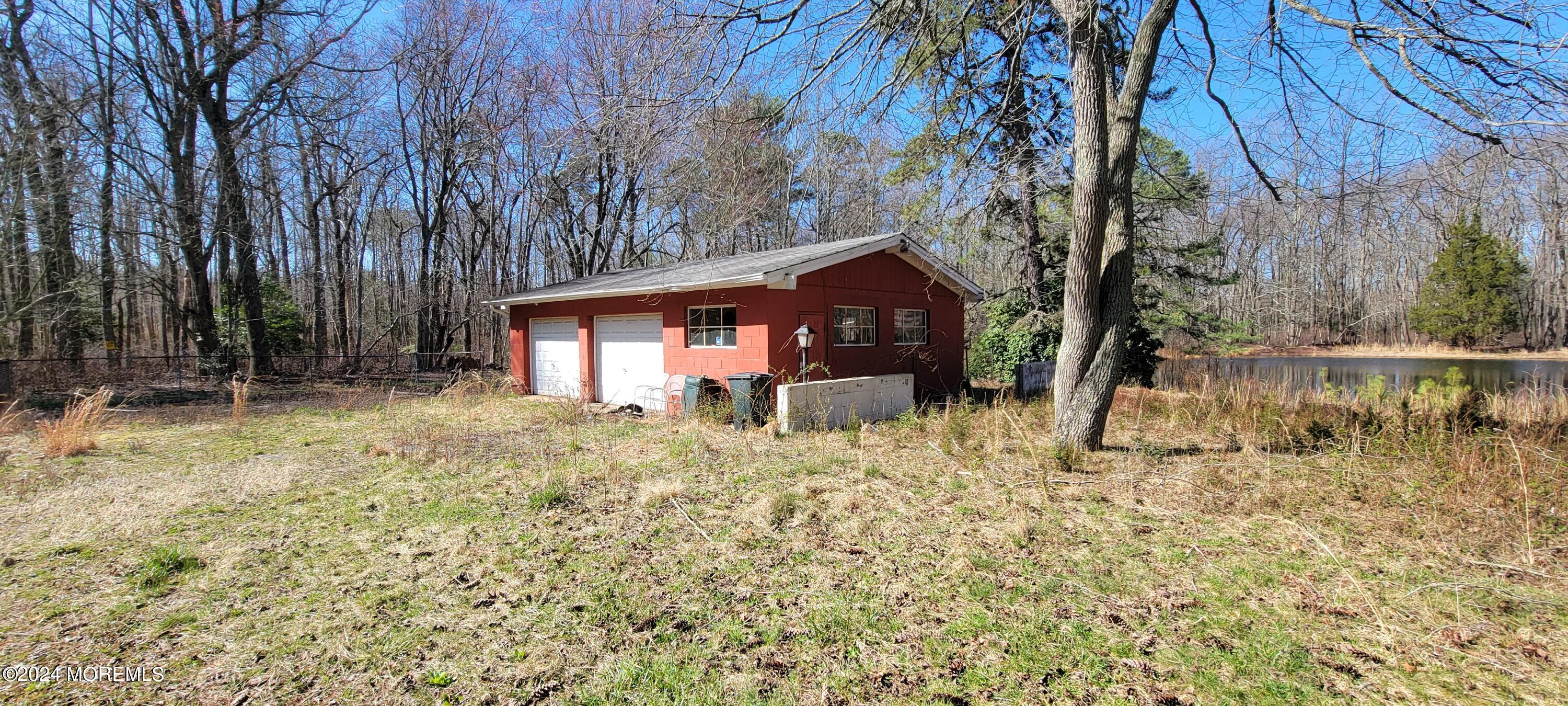 84 Obre Road Colts Neck, NJ 07722 - Photo 5 of 14 20240325_105358