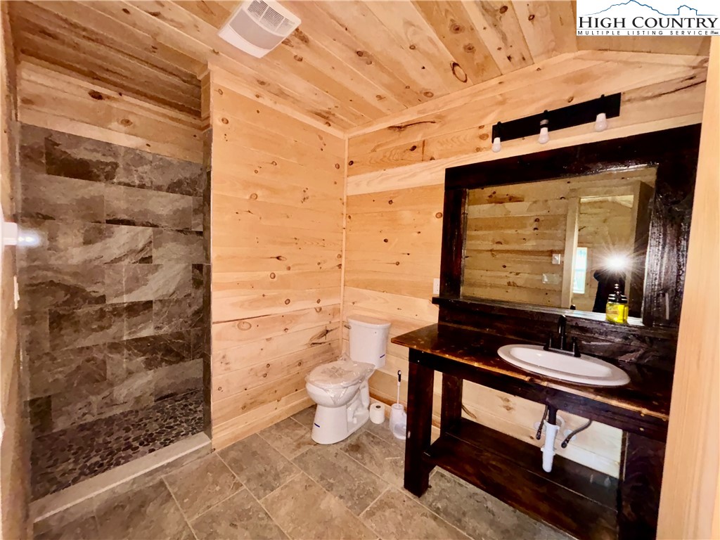 5592 Highway 194 Boone, NC 28607 - Photo 18 of 31