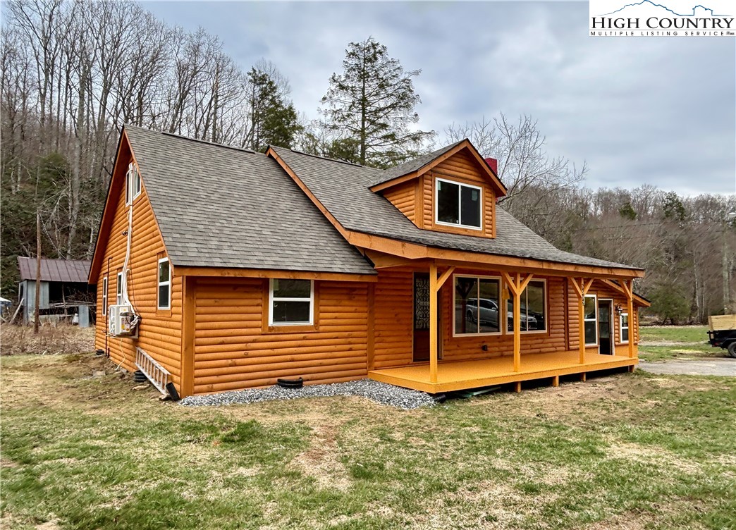 5592 Highway 194 Boone, NC 28607 - Photo 2 of 31
