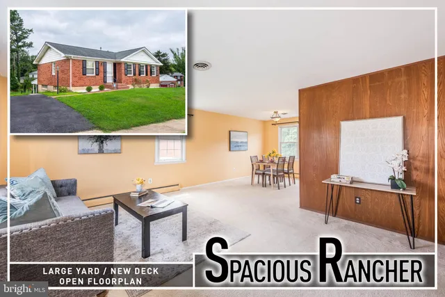 a view of a house with backyard