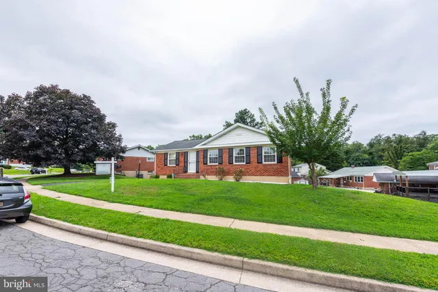 $399,900 | 2314 Covered Bridge Garth, Parkville, MD 21234