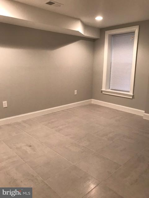 458 M Street Northwest, Unit BLOWER Washington, DC 20001 - Photo 8 of 11 a view of an empty room