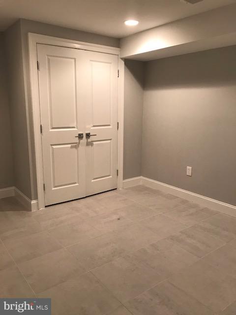 458 M Street Northwest, Unit BLOWER Washington, DC 20001 - Photo 9 of 11 a view of an empty room