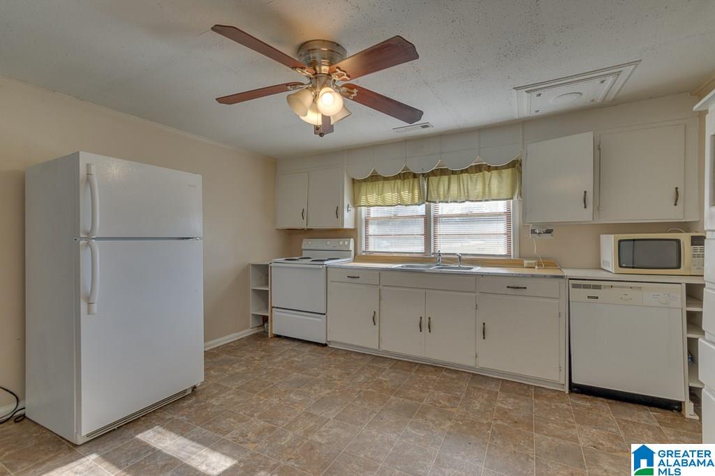 809 8th Street Clanton, AL 35045 - Photo 14 of 26