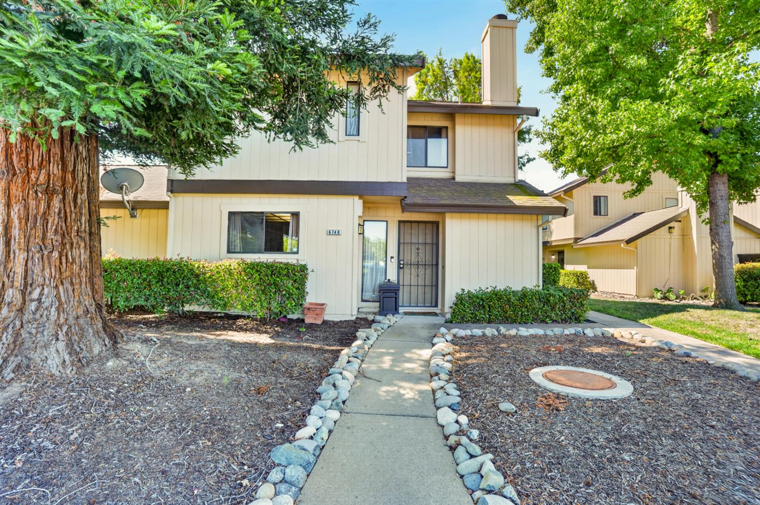6740 Calvine Road Sacramento, CA 95823 - Photo 1 of 36
