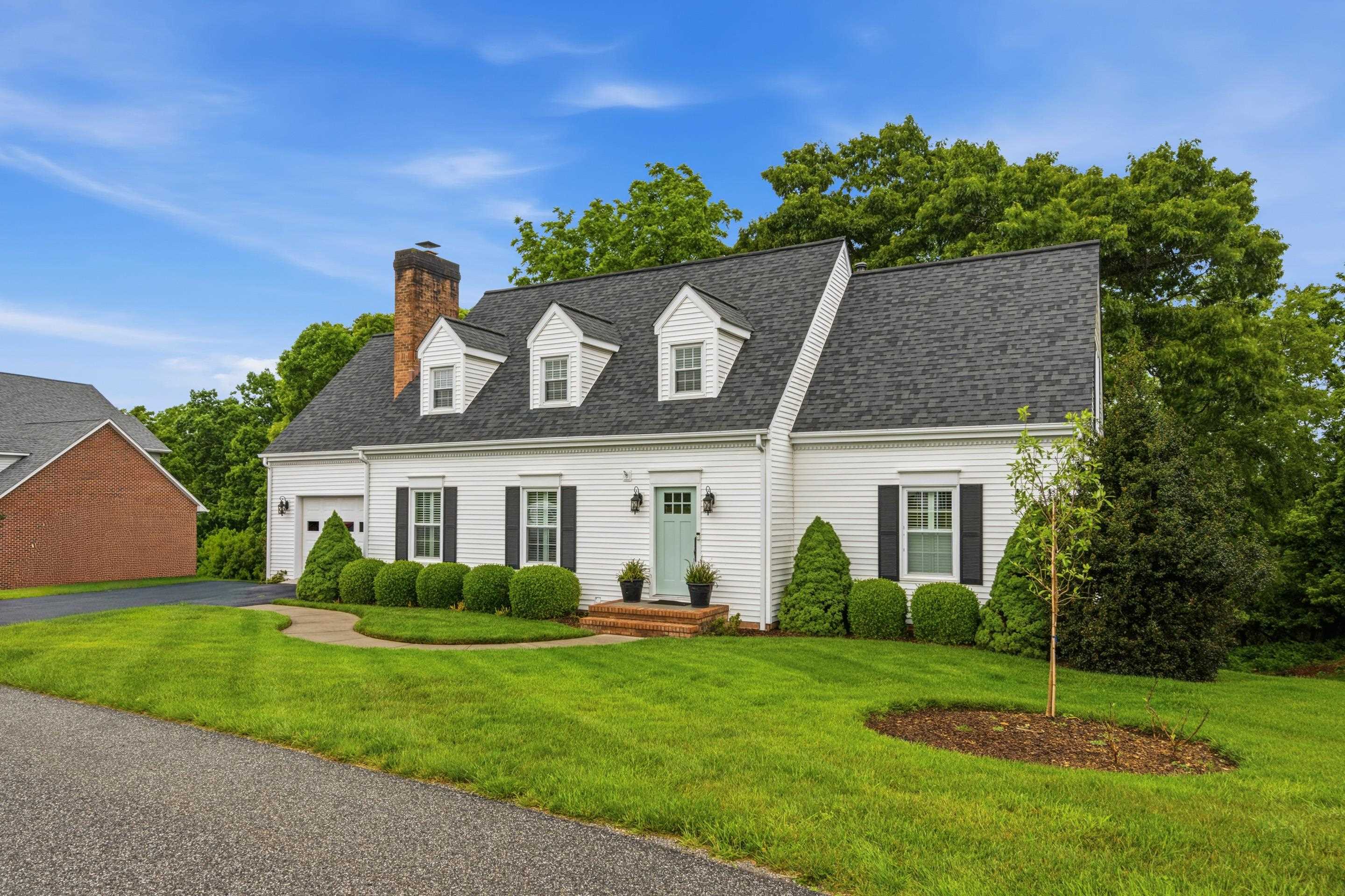 102 Vista Ridge Radford, VA 24141 - Photo 2 of 40 Gallery Image 2