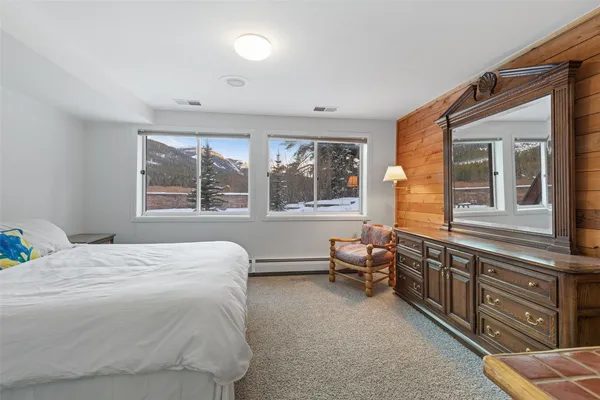 $2,285,000 | 6620 Highway 9, Breckenridge, CO 80424