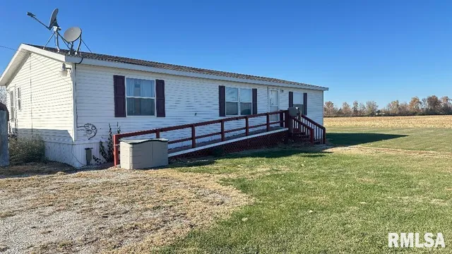 $100,000 | 3734 County Road 450 East, Quincy, IL 62305