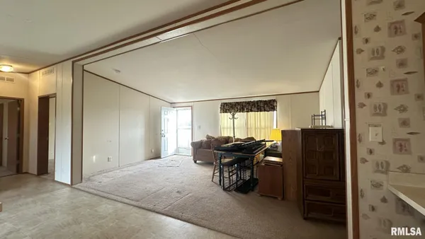 $105,500 | 3734 County Road 450 East, Quincy, IL 62305
