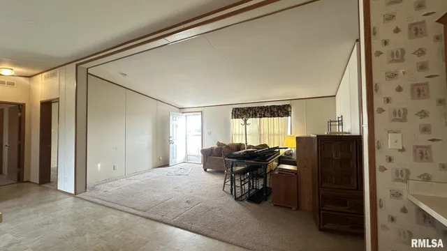 $97,000 | 3734 County Road 450 East, Quincy, IL 62305