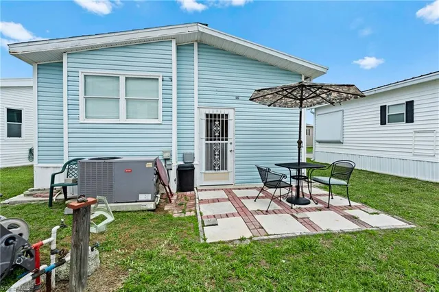 $1,900 | 4751 Lafayette Lane West, Estero, FL 33928