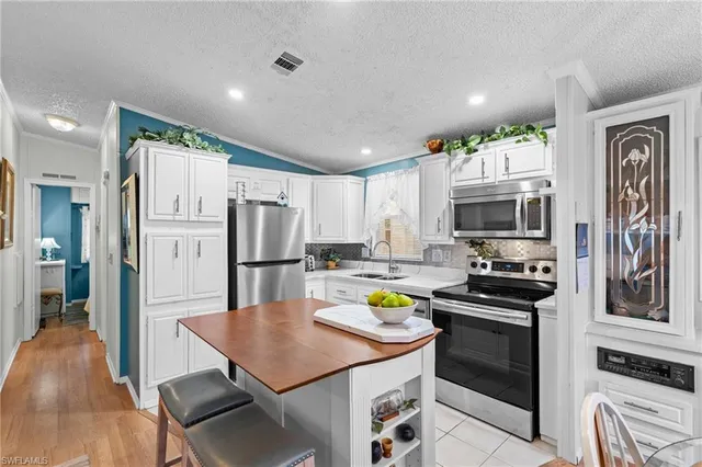 $1,900 | 4751 Lafayette Lane West, Estero, FL 33928