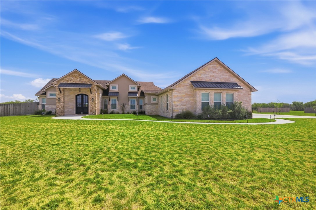 500 Sendera Loop Victoria, TX 77904 - Photo 2 of 48