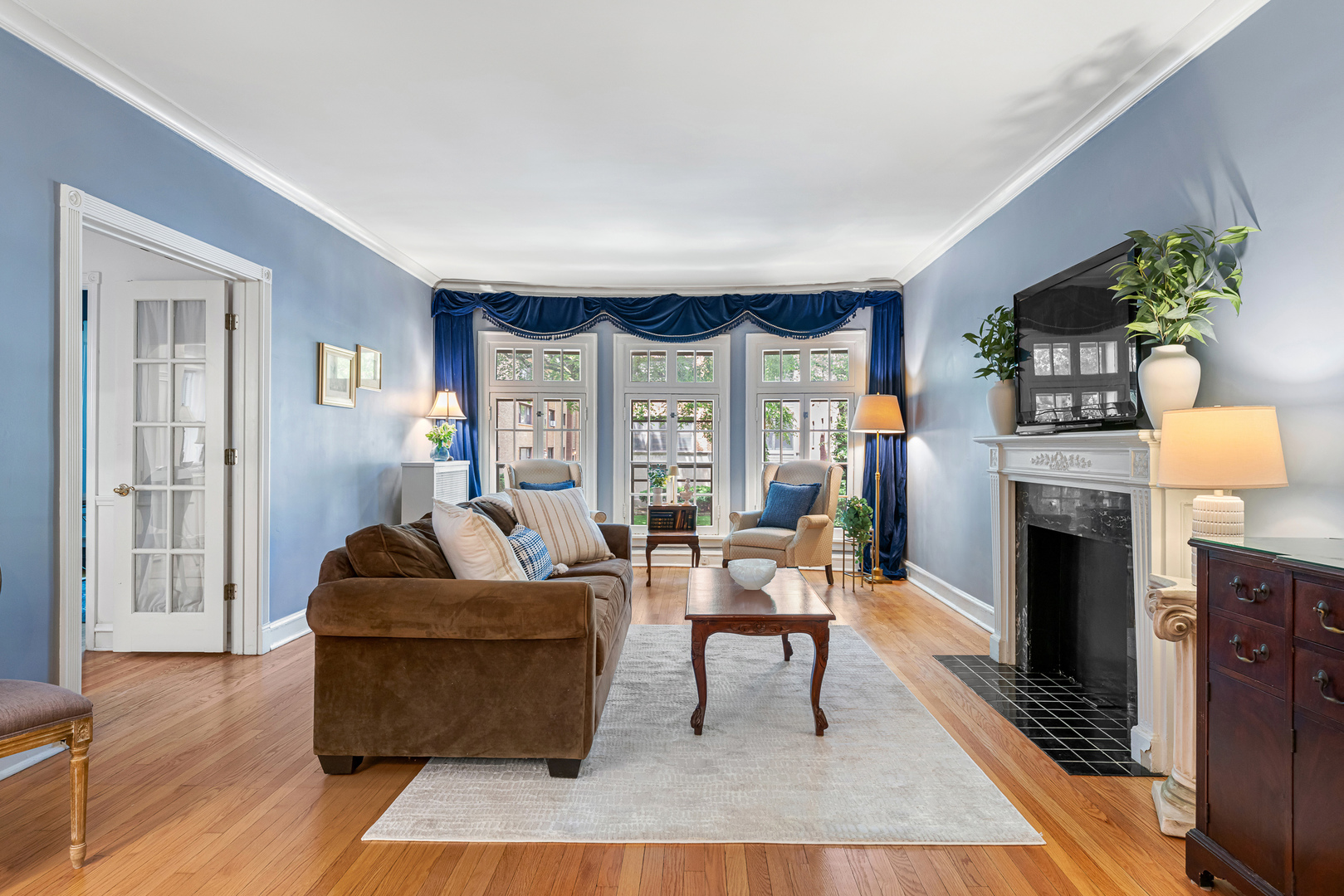 496 Sheridan Road, Unit 1 Evanston, IL 60202 - Photo 6 of 29
