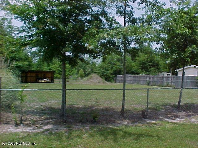 2410 Chuck Road Jacksonville, FL 32221 - Photo 3 of 4 a view of a park