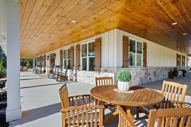 $2,200,000 | 125 Perry Road, Rydal, GA 30171