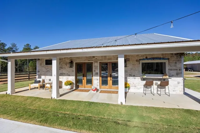 $2,200,000 | 125 Perry Road, Rydal, GA 30171