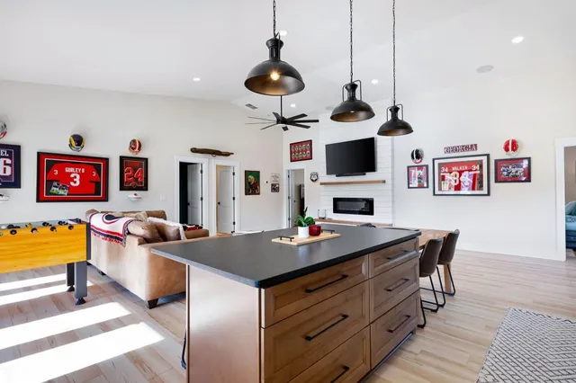 $2,200,000 | 125 Perry Road, Rydal, GA 30171