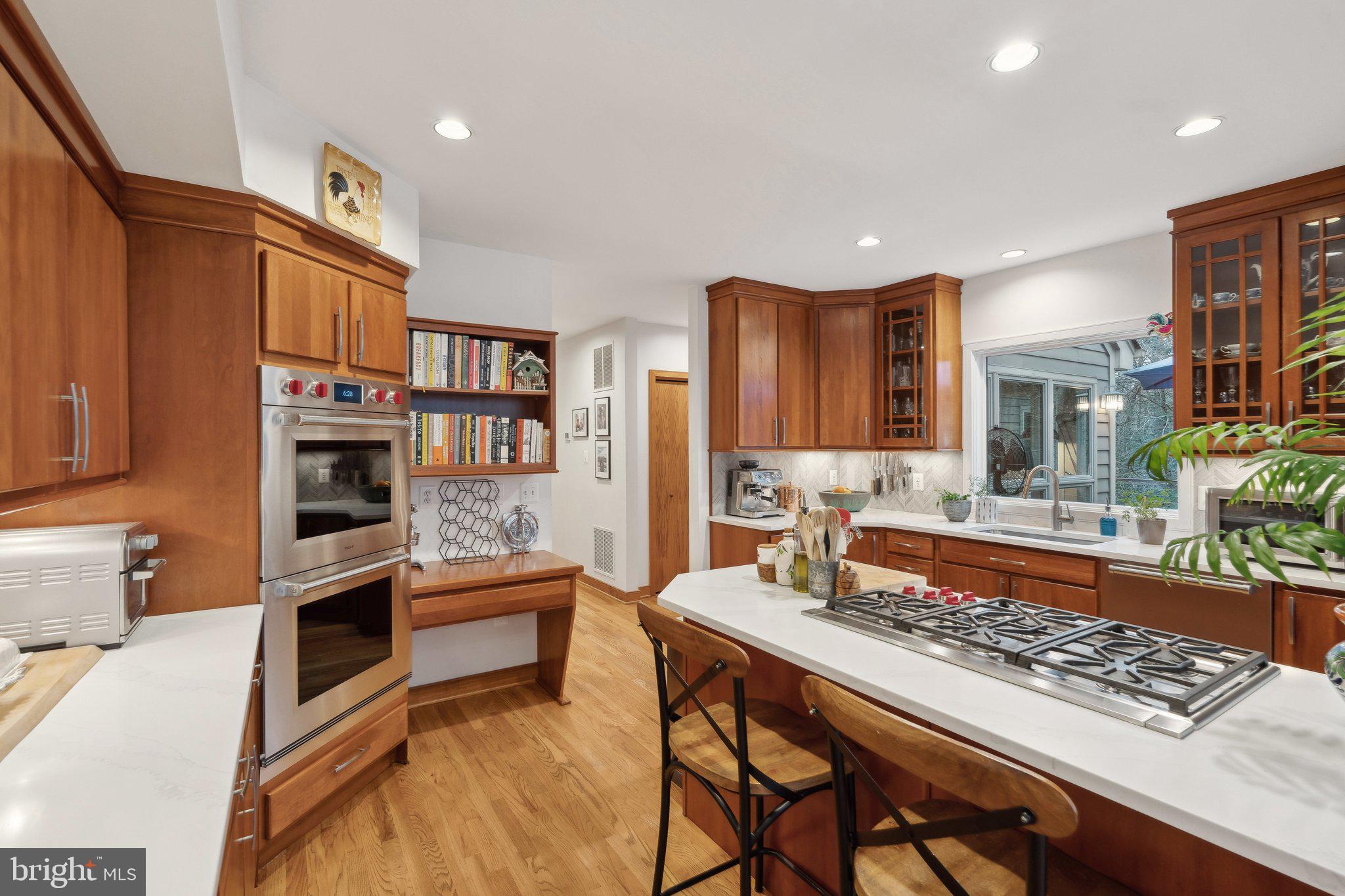 7514 A Evans Ford Road Clifton, VA 20124 - Photo 19 of 50 ... an island to enjoy ...