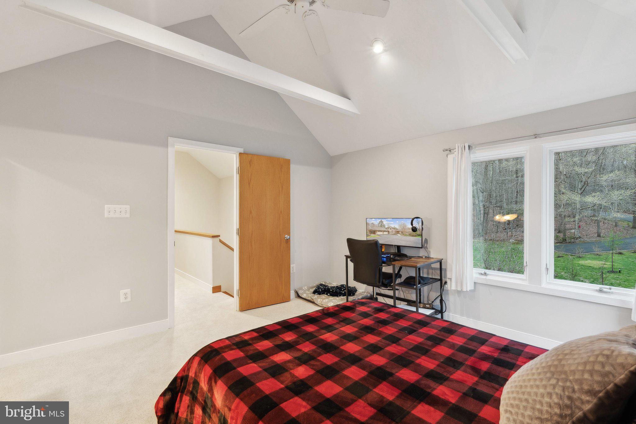 7514 A Evans Ford Road Clifton, VA 20124 - Photo 33 of 50 ... carpet ...