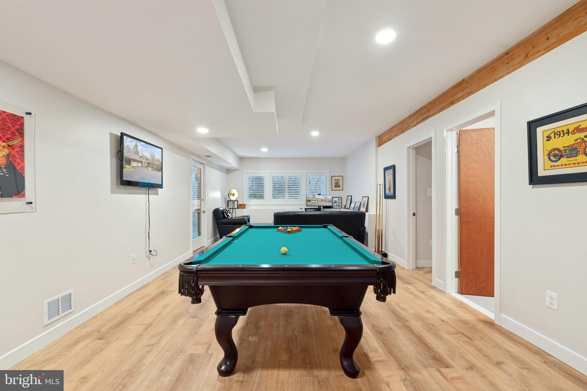 7514 A Evans Ford Road Clifton, VA 20124 - Photo 41 of 50 Lower Level
Rec Room - the pool table conveys!