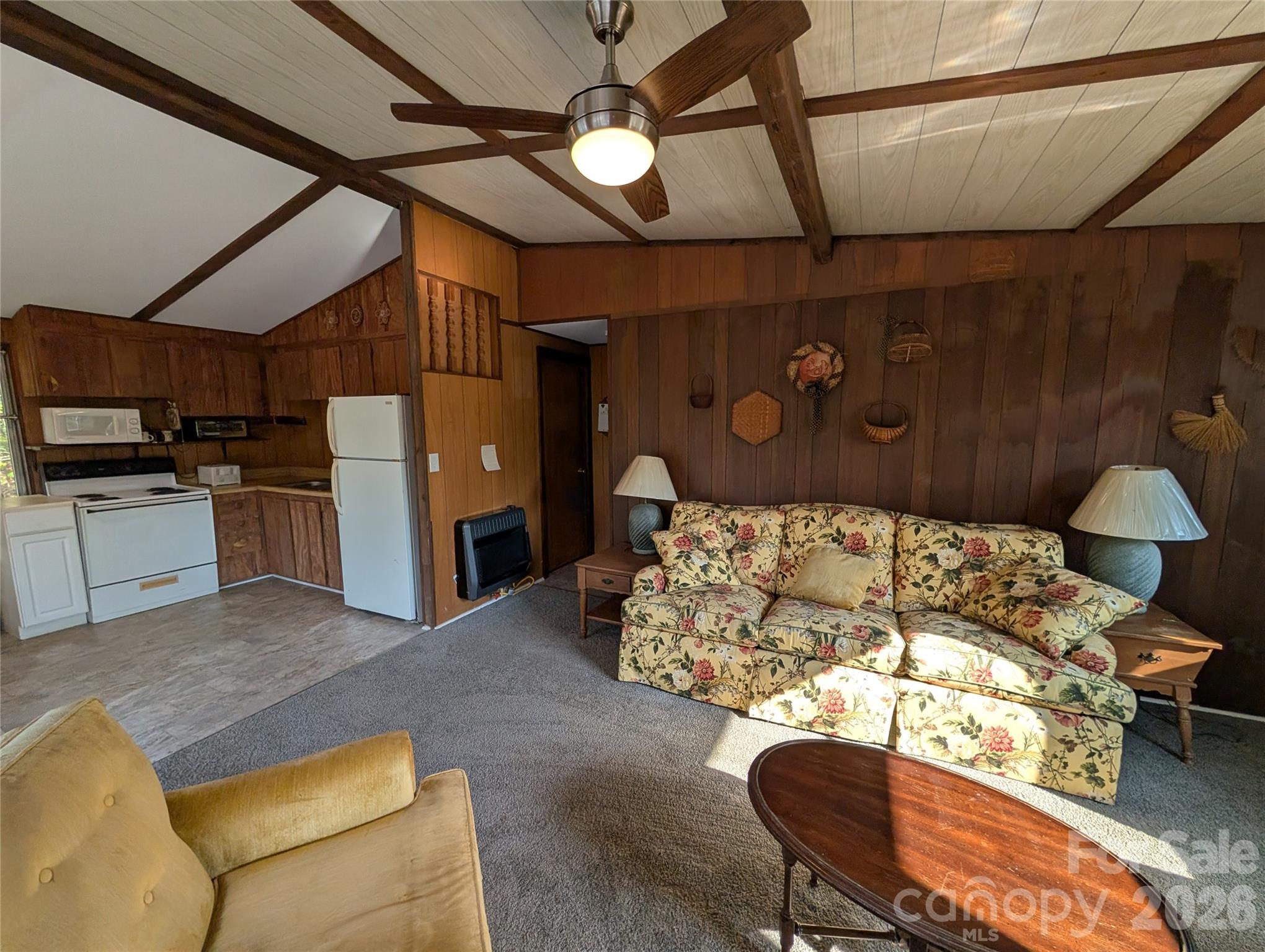 260 Oak Ridge Road Hendersonville, NC 28792 - Photo 16 of 24 a living room with furniture
