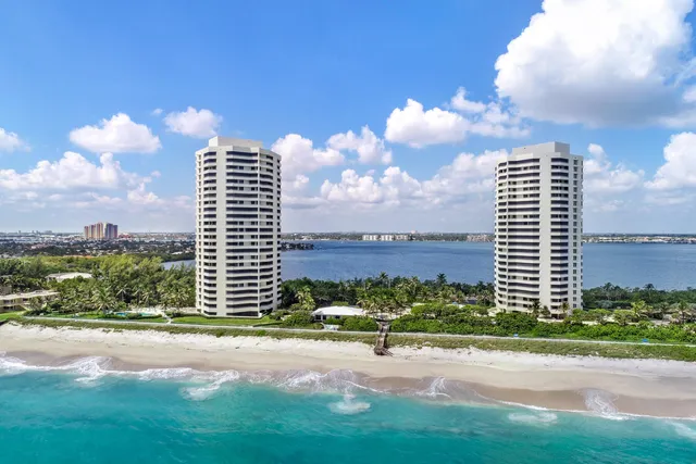 $899,000 | 5080 North Ocean Drive, Unit 9D, Singer Island, FL 33404