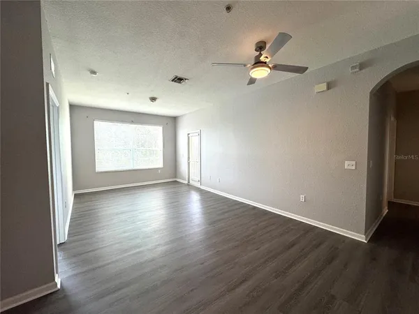 $1,750 | 8660 Buccilli Drive, Unit 305, Orlando, FL 32829