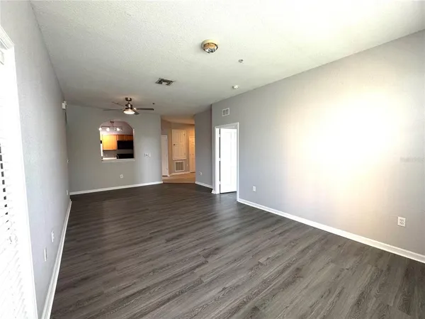 $1,750 | 8660 Buccilli Drive, Unit 305, Orlando, FL 32829