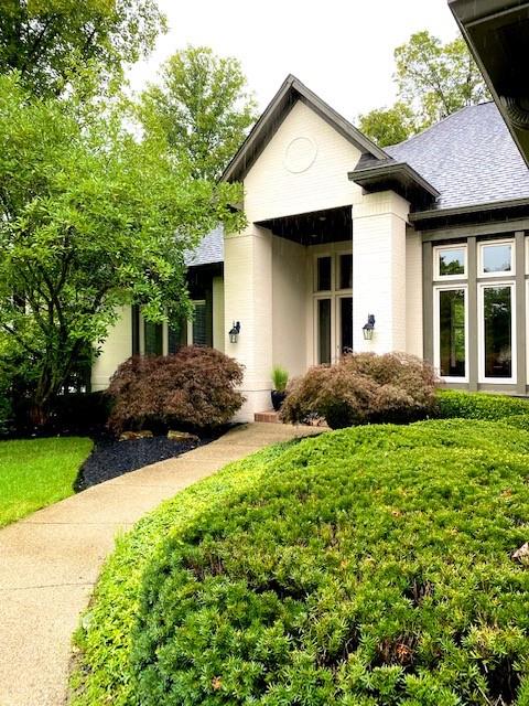 9703 Springstone Road Fishers, IN 46055 - Photo 4 of 33