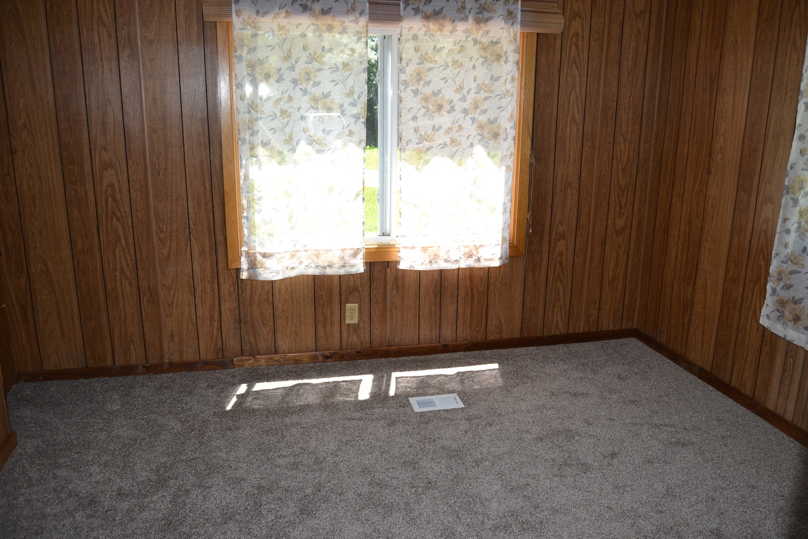 1846 North 2871st Road Ottawa, IL 61350 - Photo 7 of 18 Gallery Image 7