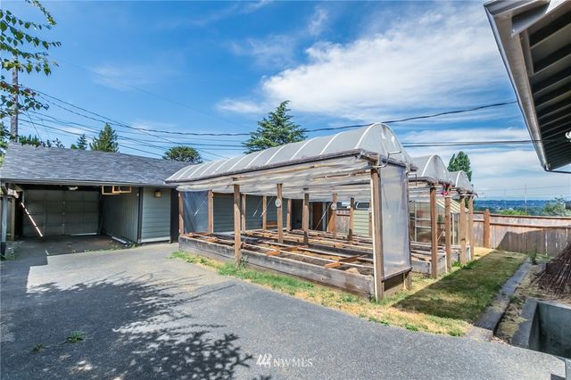 $476,000 | 2231 East Fairbanks Street, Tacoma, WA 98404