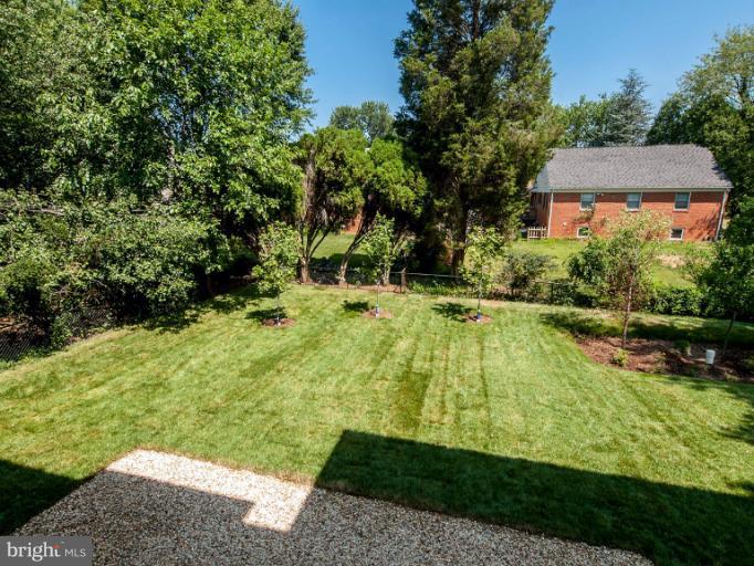 6804 Dean Drive McLean, VA 22101 - Photo 4 of 27 Exterior (Rear)